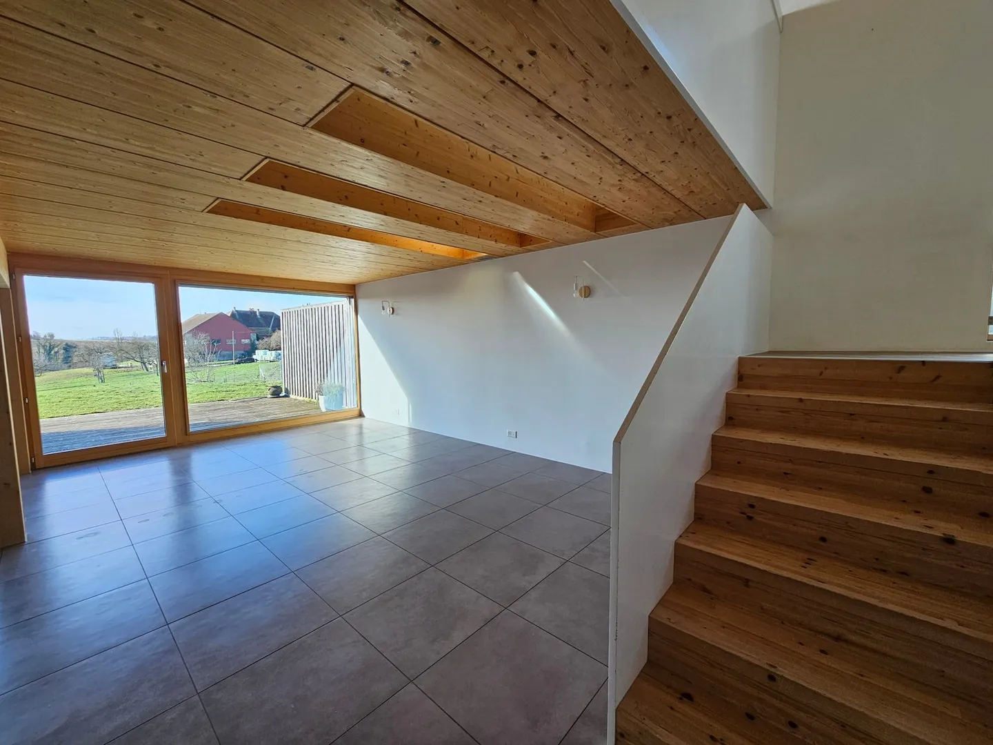 Villa de Rang Spacieuse avec Vue - Photo 3 sur 10