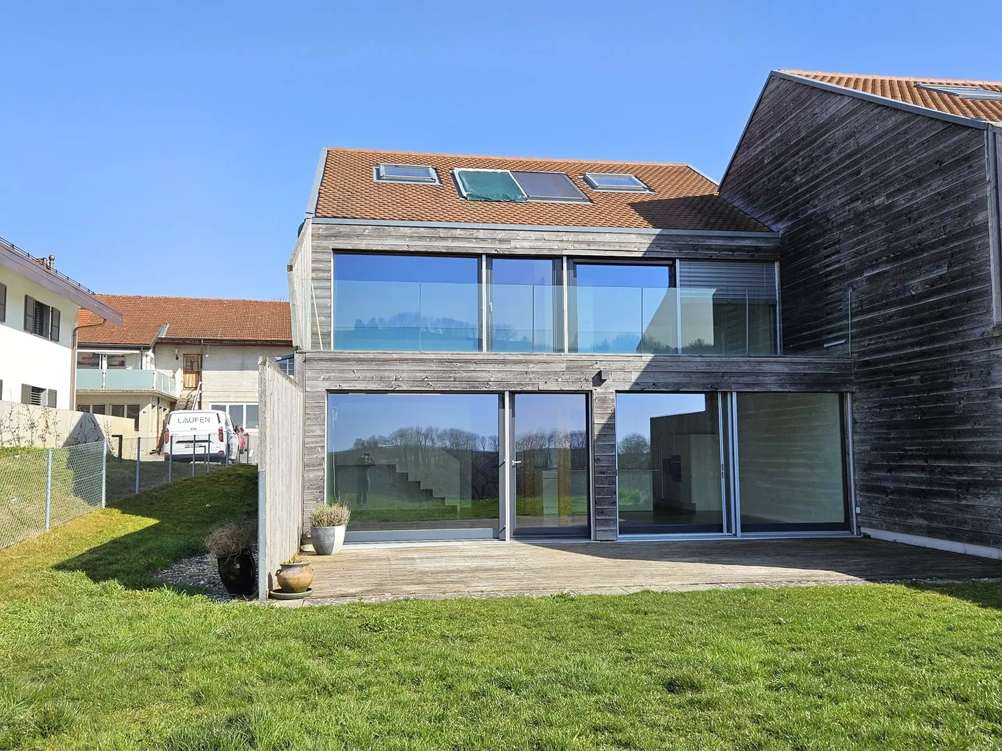 Villa de Rang Spacieuse avec Vue - Photo 4 sur 10