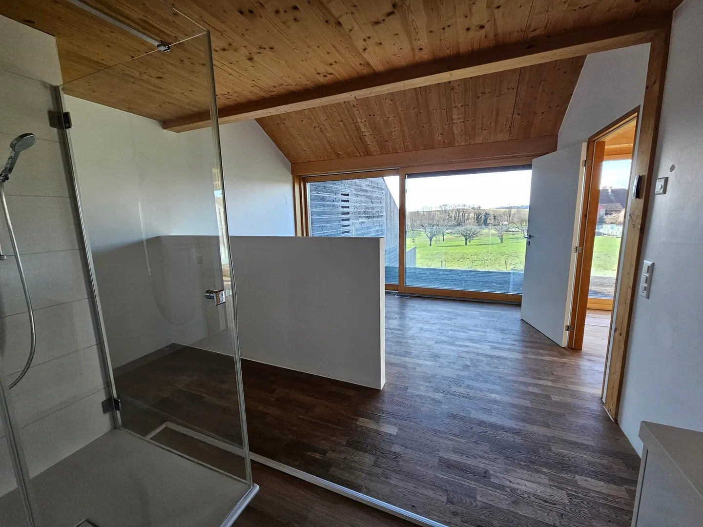 Villa de Rang Spacieuse avec Vue - Photo 5 sur 10