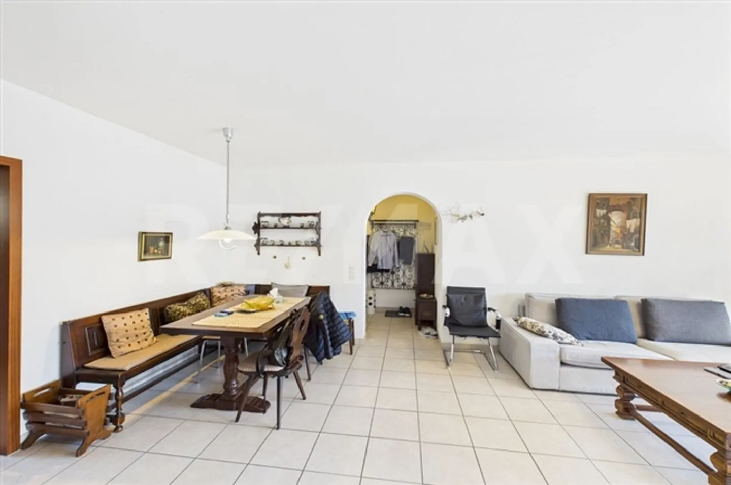 Appartement lumineux de 3,5 pièces dans un quartier résidentiel - Photo 7 sur 13