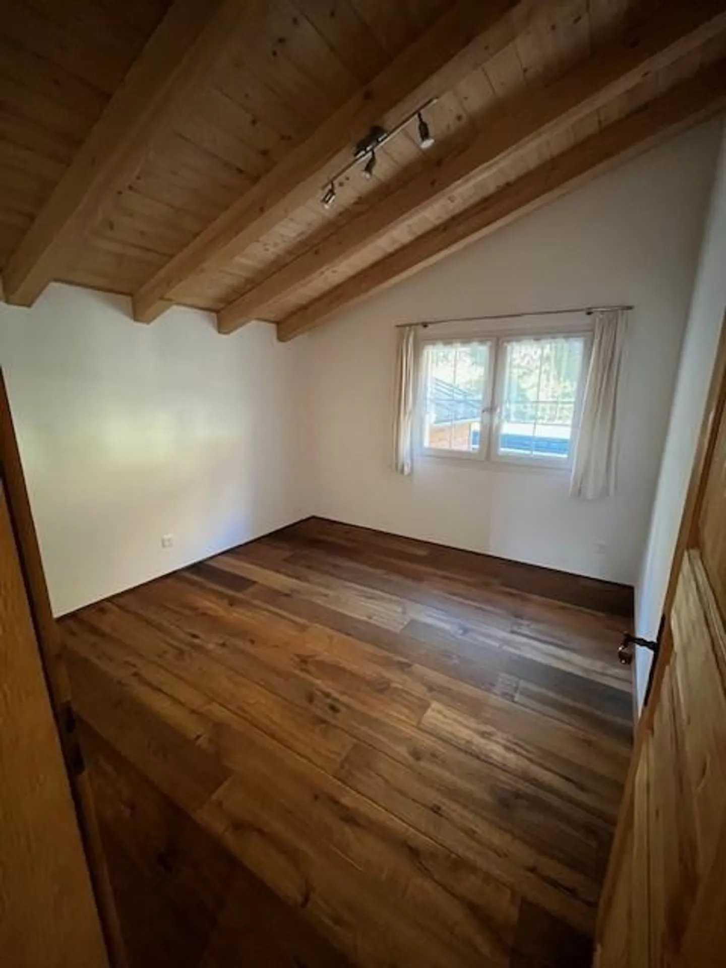 Appartement sous les combles de 4 ½ pièces - Photo 13 sur 23