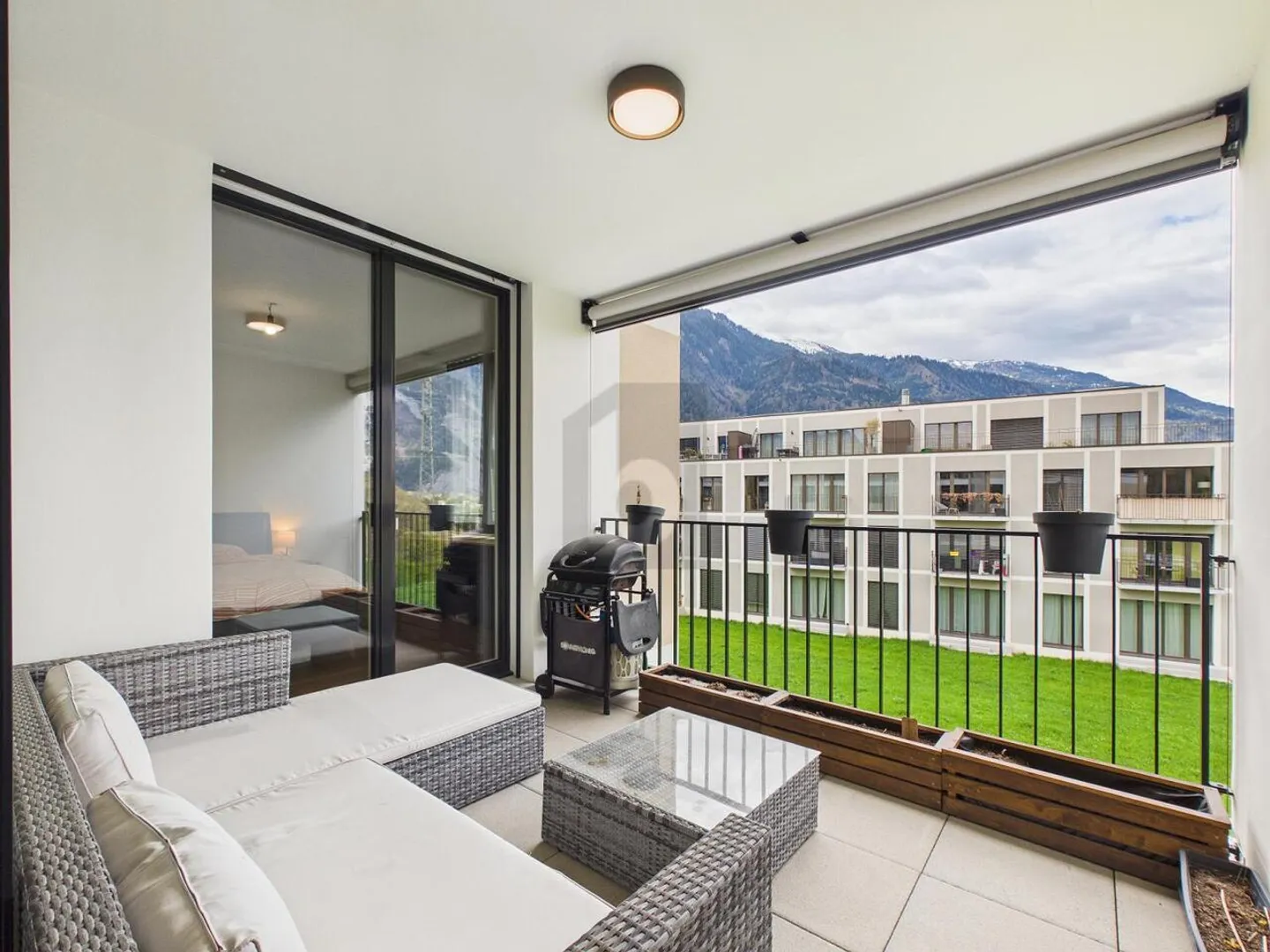 Modern Apartment in Quiet Area - Photo 5 of 6