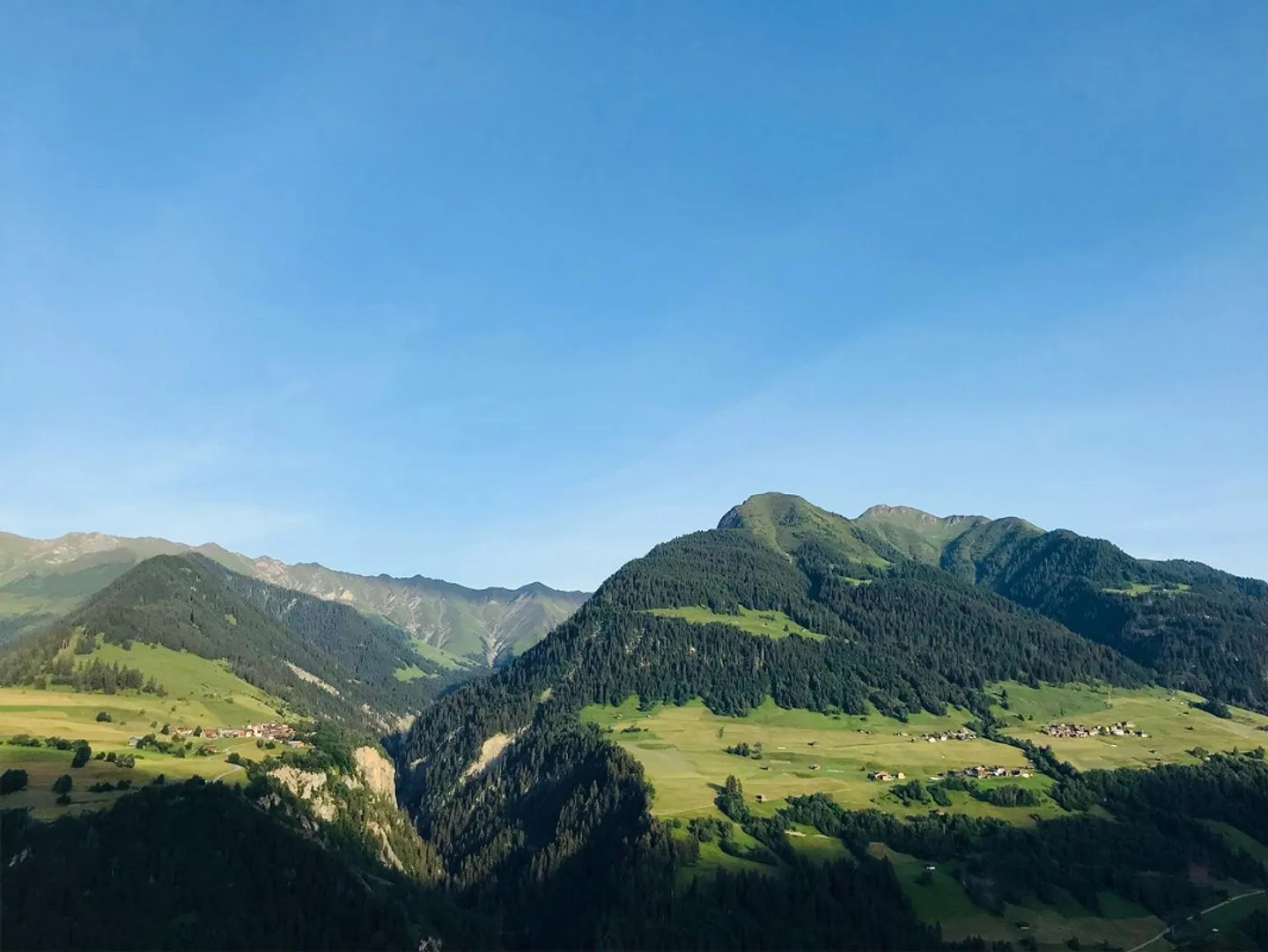 Appartement sous les combles de 4 ½ pièces - Photo 21 sur 23