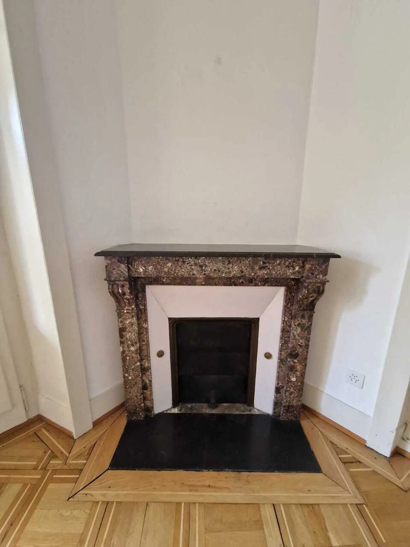 Schöne renovierte Wohnung Avenue Florimont 10, 1006 Lausanne - Foto 9 von 12