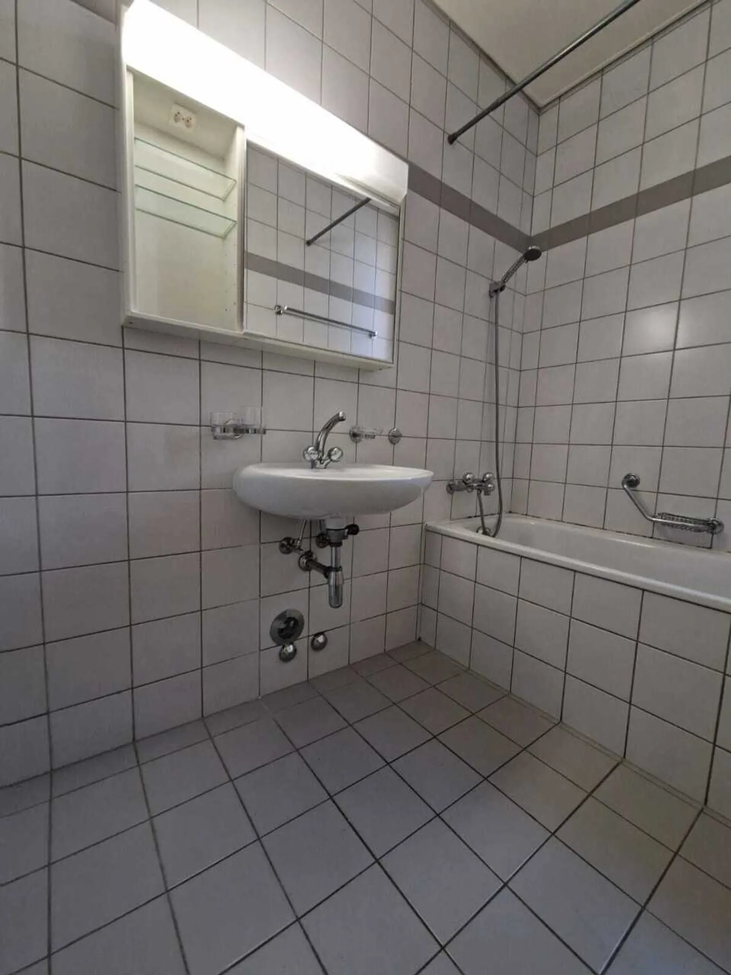 Schöne renovierte Wohnung Avenue Florimont 10, 1006 Lausanne - Foto 11 von 12