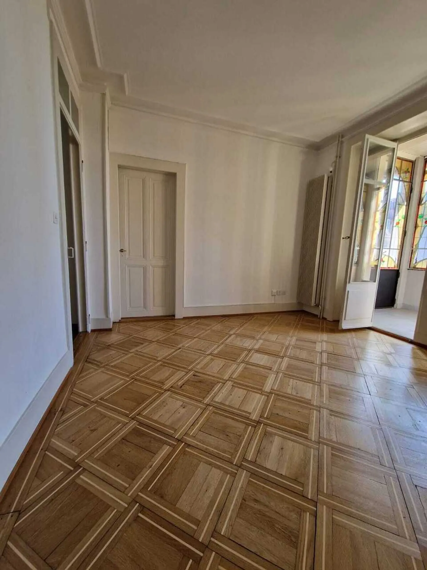 Schöne renovierte Wohnung Avenue Florimont 10, 1006 Lausanne - Foto 3 von 12