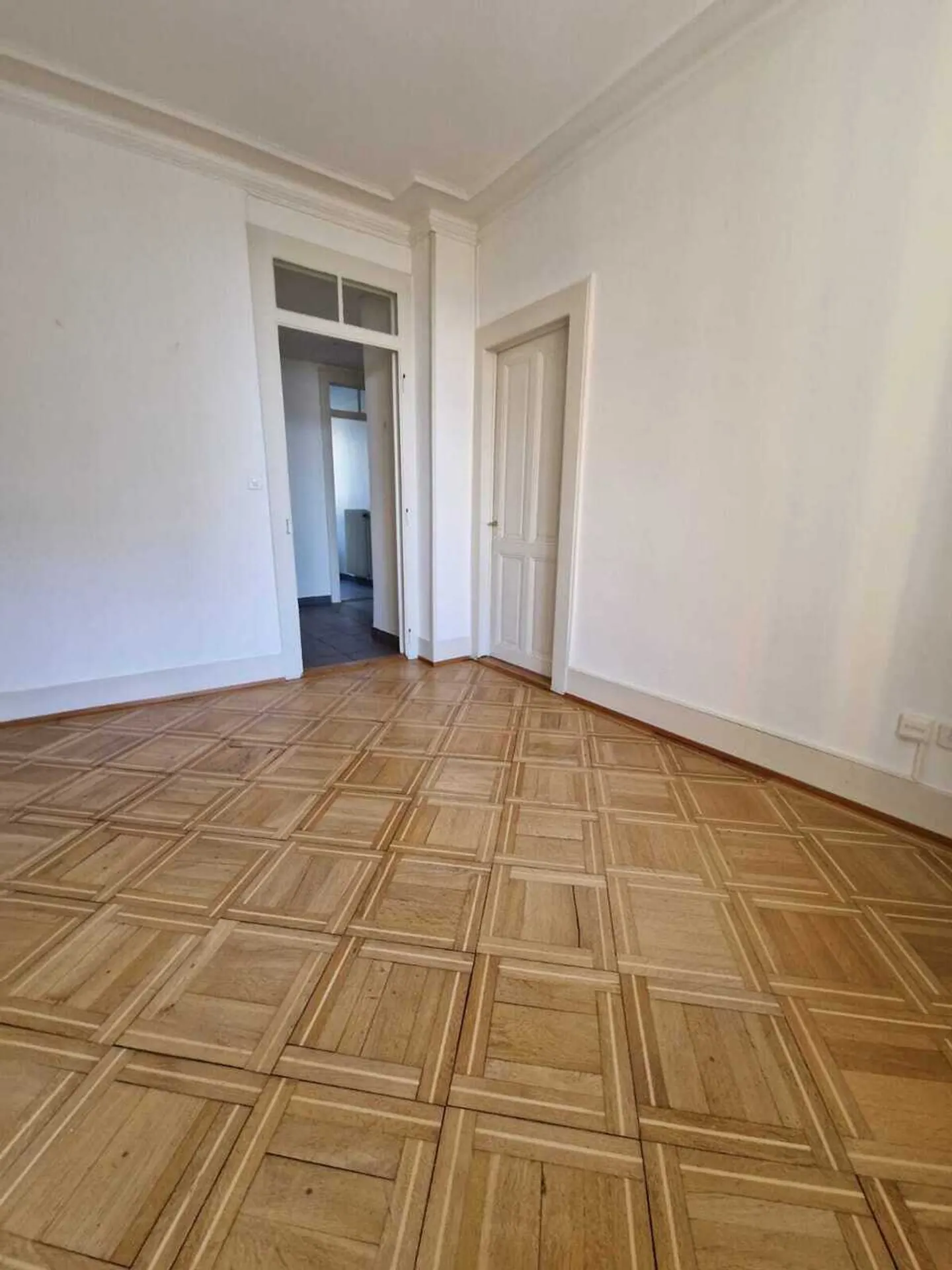 Schöne renovierte Wohnung Avenue Florimont 10, 1006 Lausanne - Foto 5 von 12