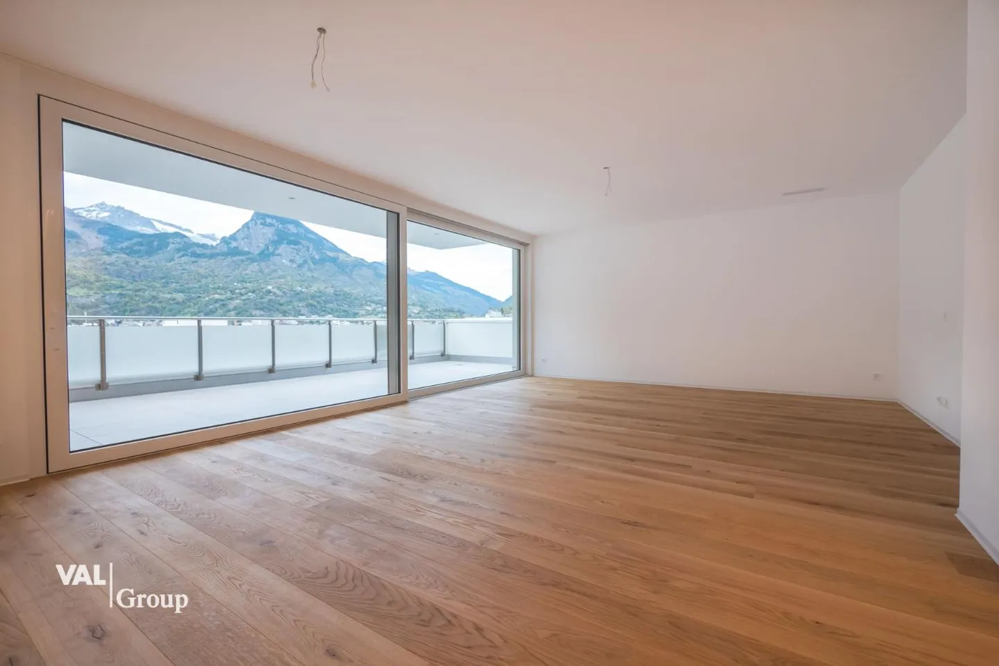 Appartement Attique Élégant avec Vue - Photo 2 sur 11