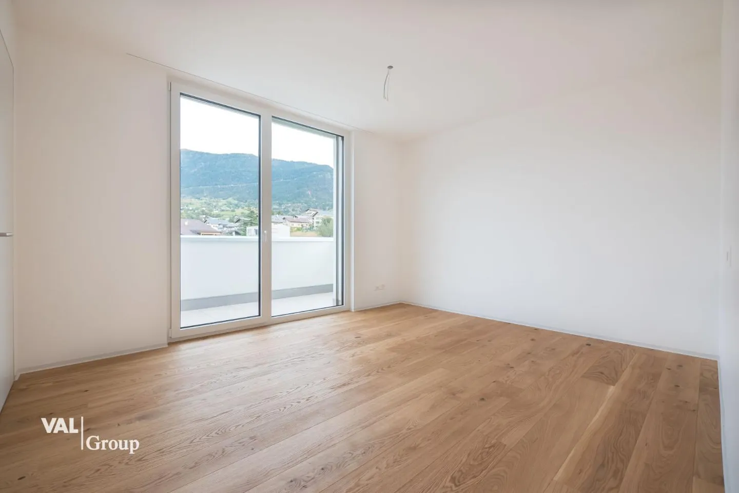 Appartement Attique Élégant avec Vue - Photo 3 sur 11