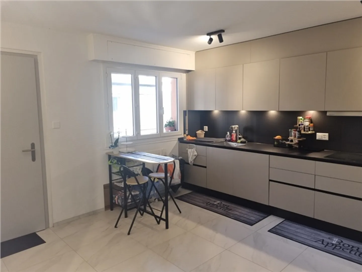 Appartamento in affitto - Foto 4 di 9