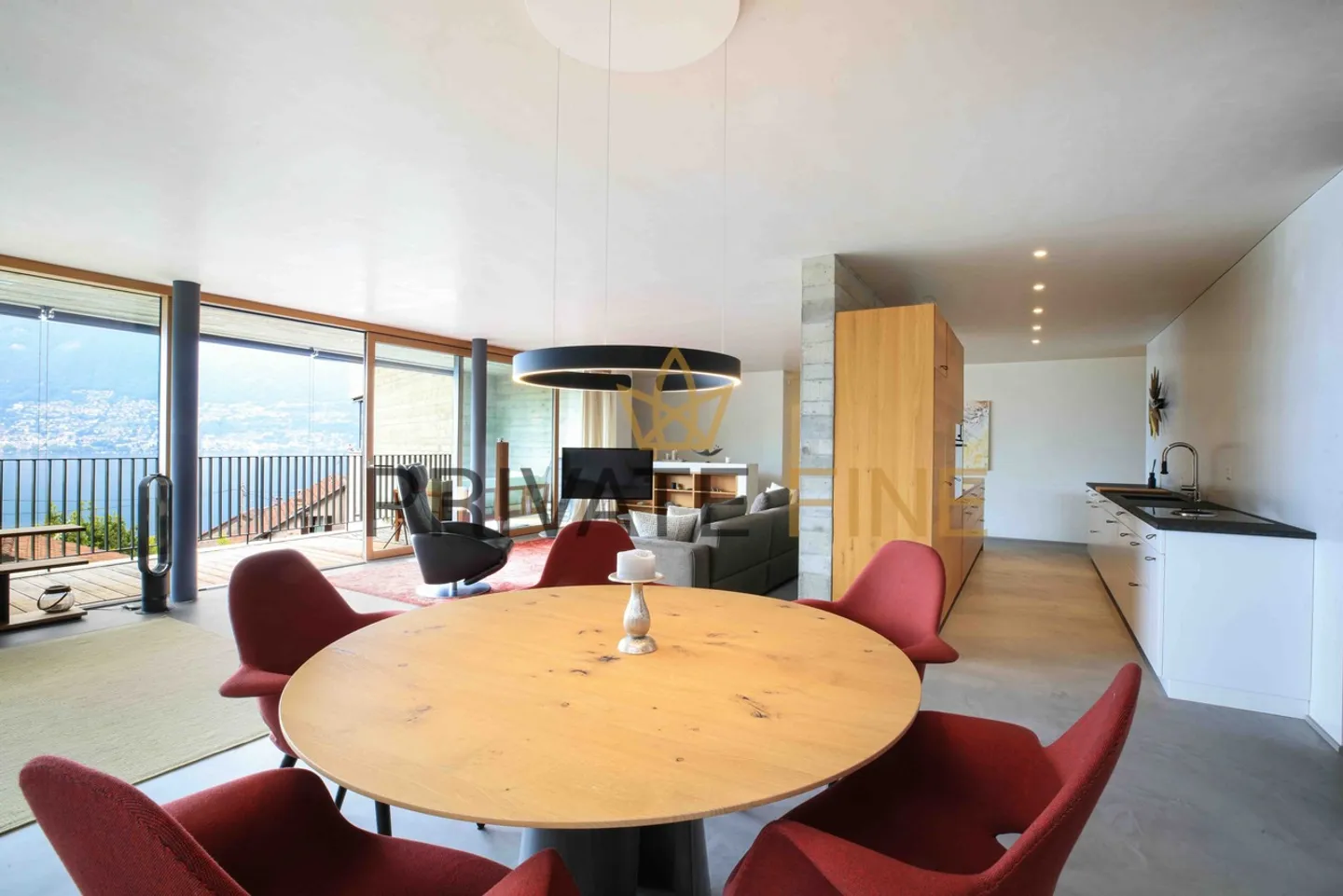 6.5 room designer villa with pool and unrestricted lake view (30) - Photo 4 of 18