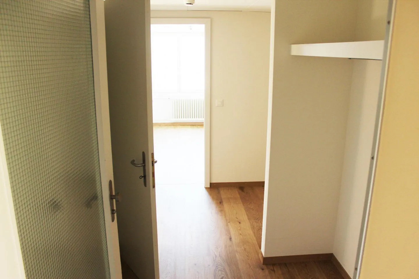 Idyllisches Wohnen am Ägerisee: 5-Zimmer-Wohnung mit Charme & Seeblick - Photo 12 of 17
