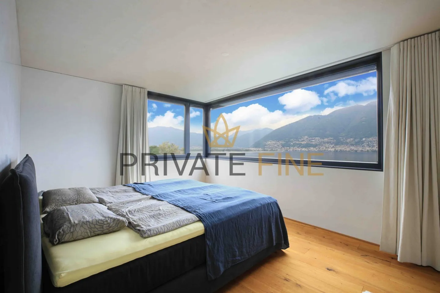 6.5 room designer villa with pool and unrestricted lake view (30) - Photo 12 of 18