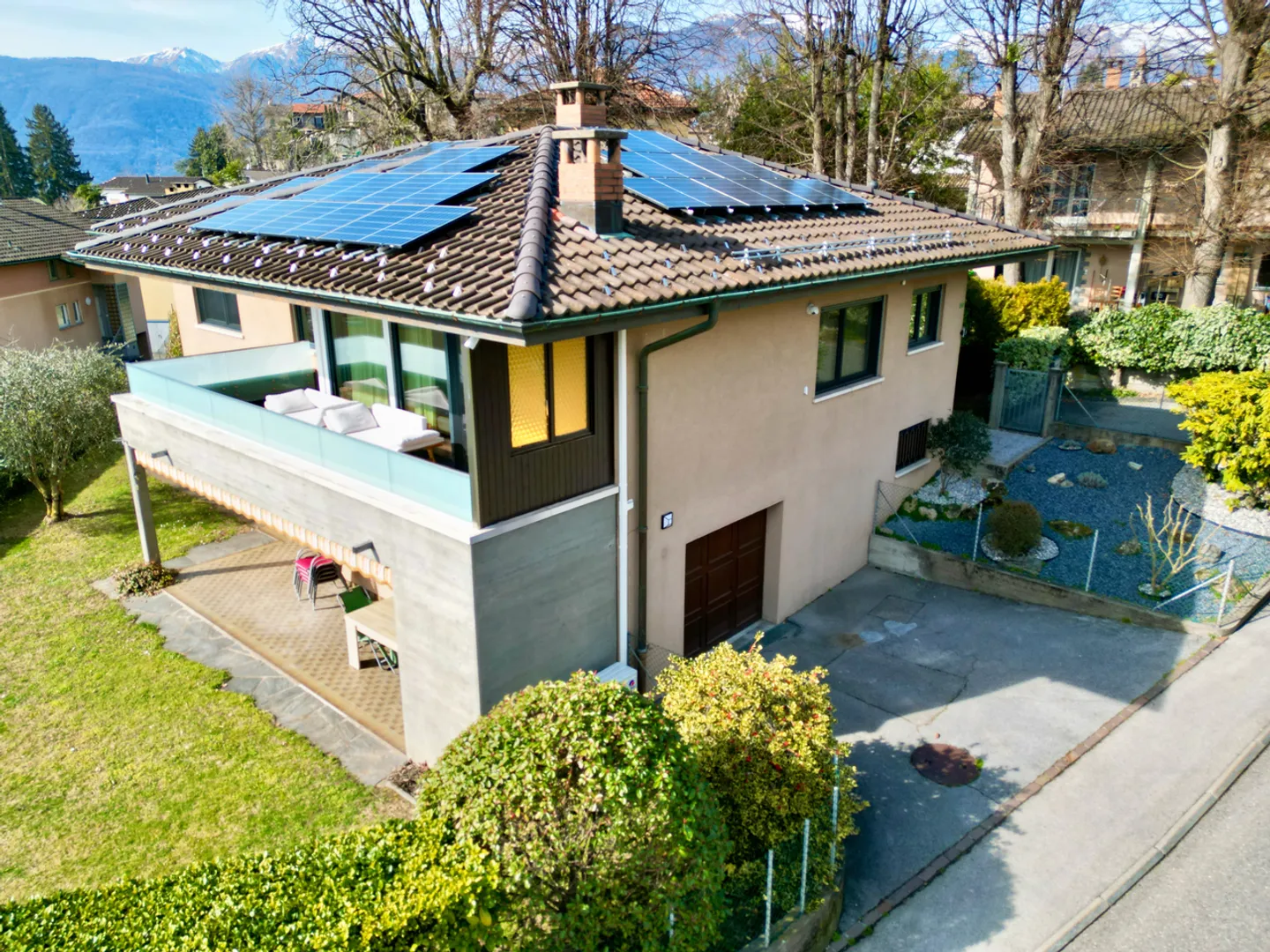 Villa mit Garten in Comano - Komfort und Natur zum Greifen Nah - Foto 6 von 25