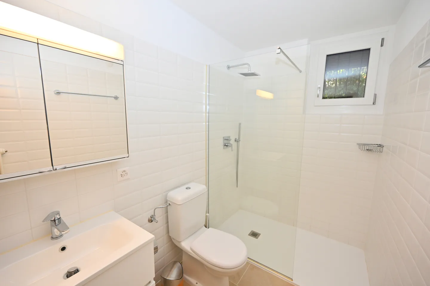 Villa mit Garten in Comano - Komfort und Natur zum Greifen Nah - Foto 24 von 25