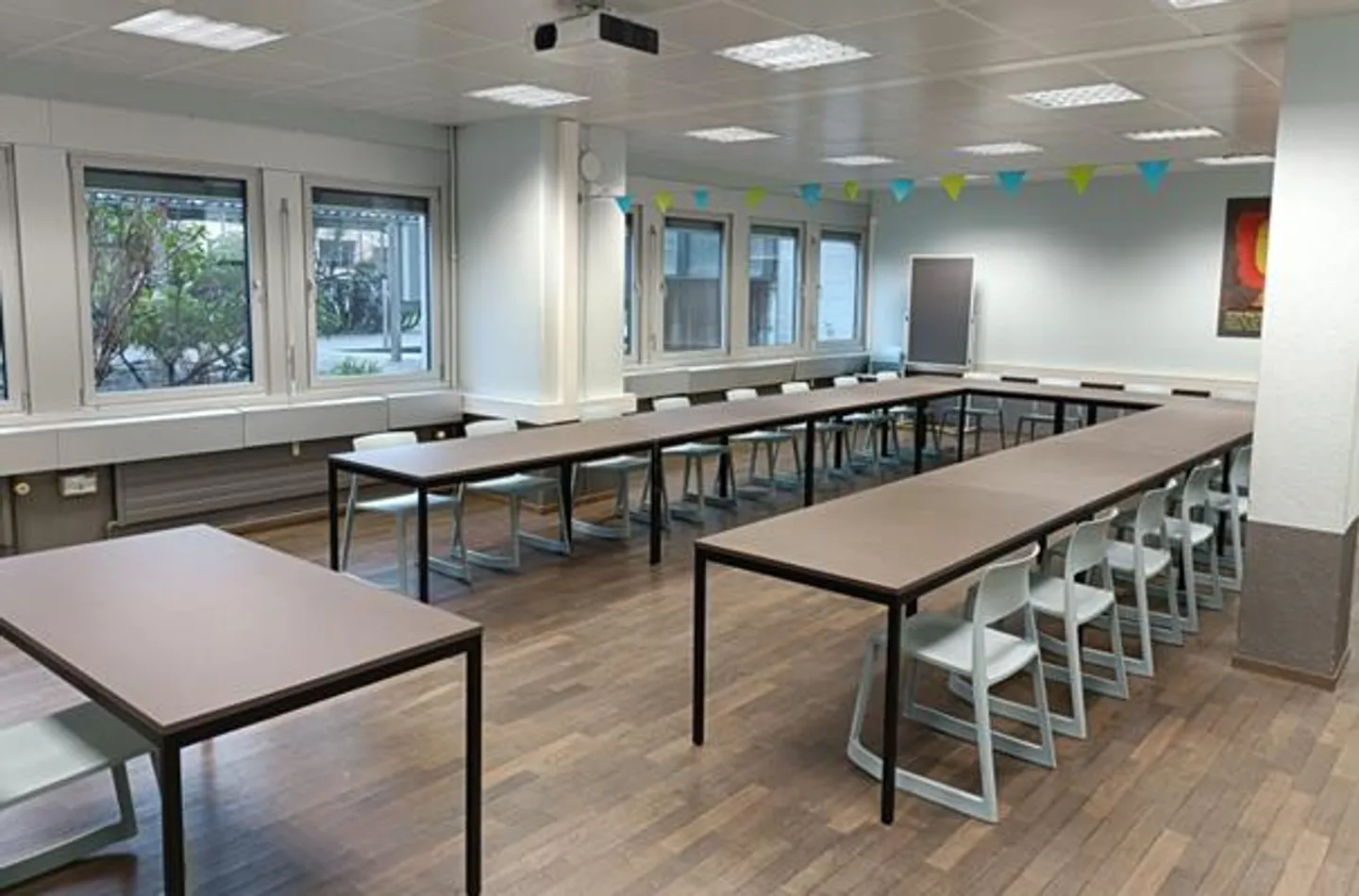 Circa 1.000 m² di spazi commerciali a Berna - Prezzo e superficie negoziabili - Foto 11 di 13