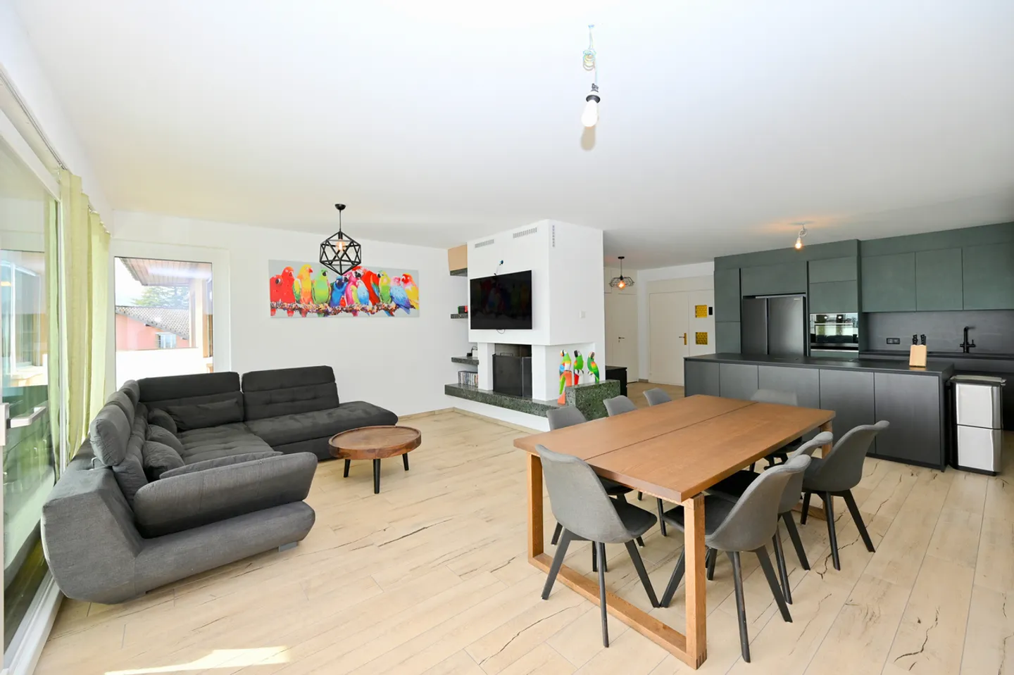 Villa mit Garten in Comano - Komfort und Natur zum Greifen Nah - Foto 10 von 25