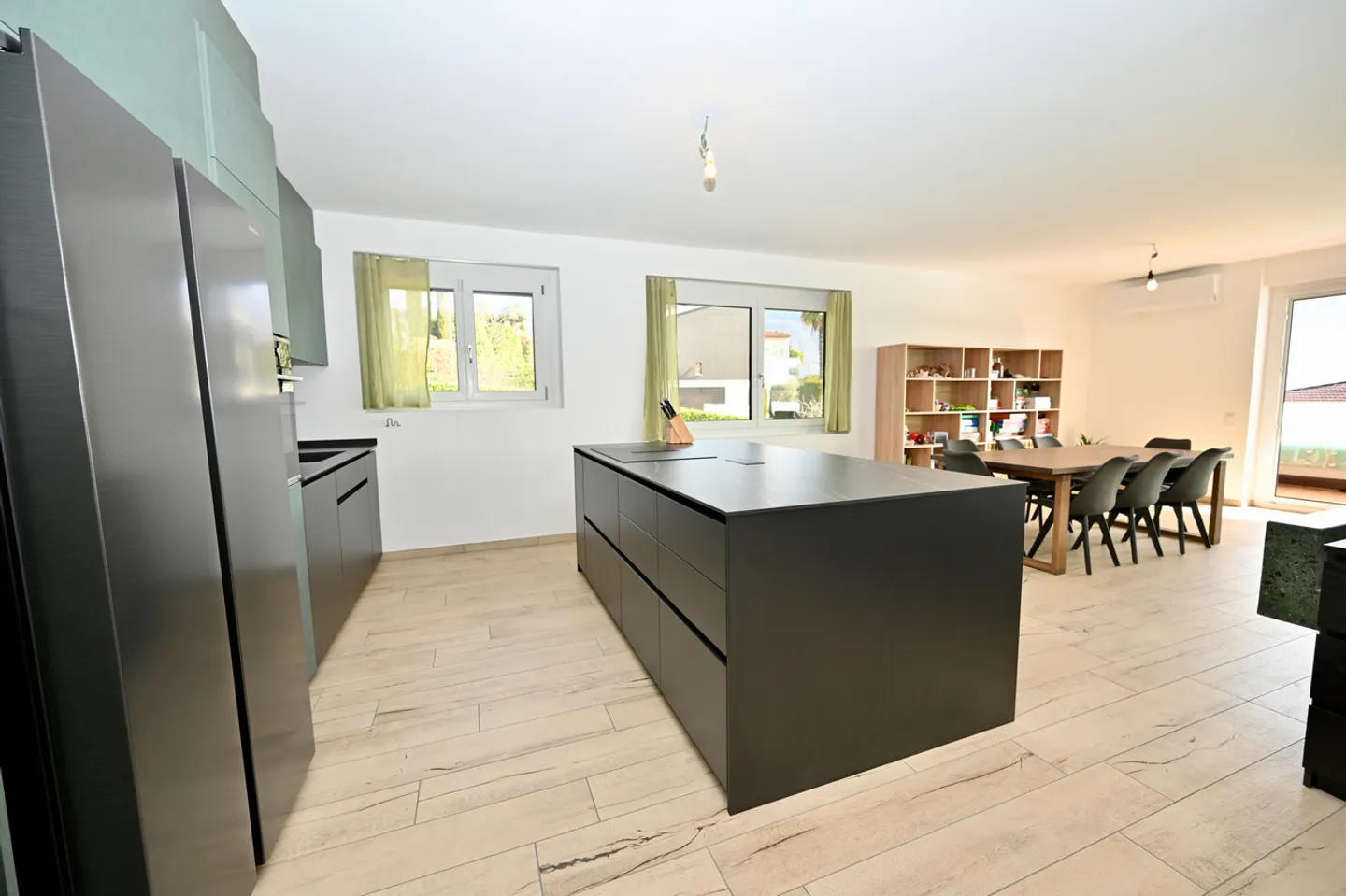 Villa mit Garten in Comano - Komfort und Natur zum Greifen Nah - Foto 14 von 25