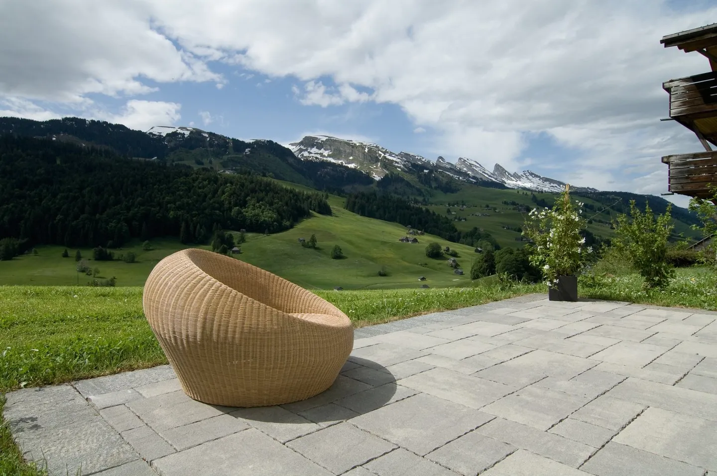 Wohnen im Loft-Style mit Churfirsten-Sicht - Foto 1 von 26