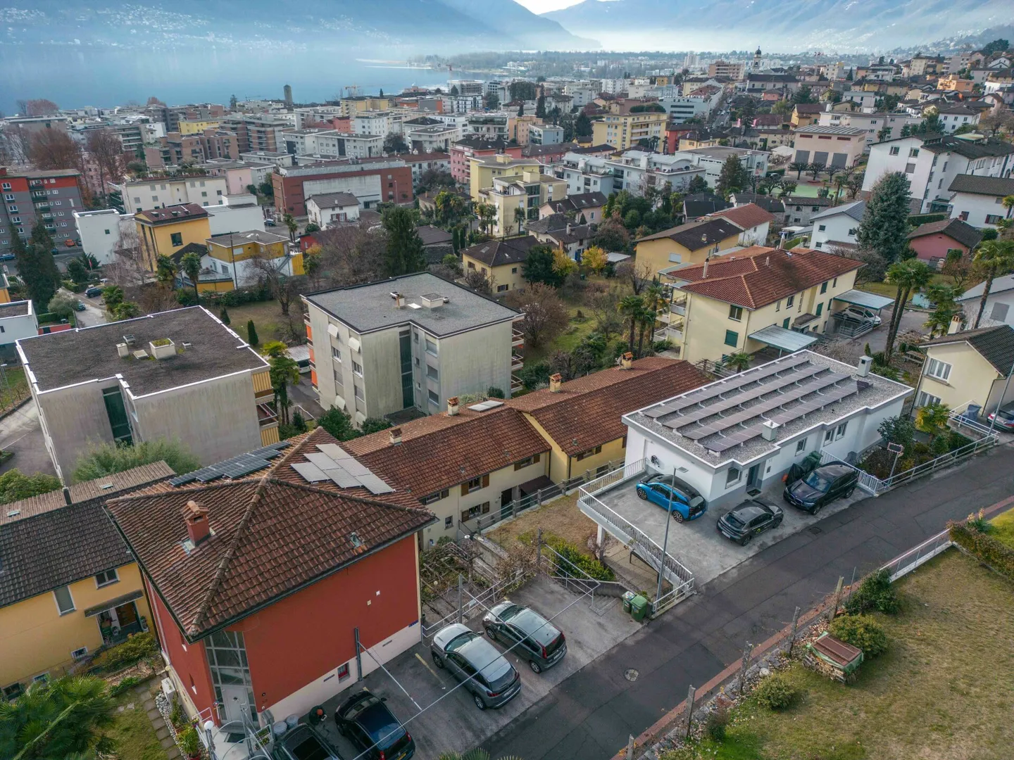 MINUSIO - IN VENDITA CASA A SCHIERA DI 4,5 STANZE CON GIARDINO PRIVATO - Foto 2 di 14