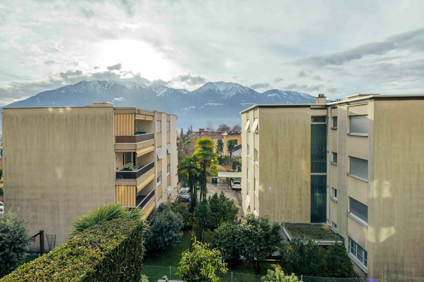 MINUSIO - IN VENDITA CASA A SCHIERA DI 4,5 STANZE CON GIARDINO PRIVATO - Foto 5 di 14