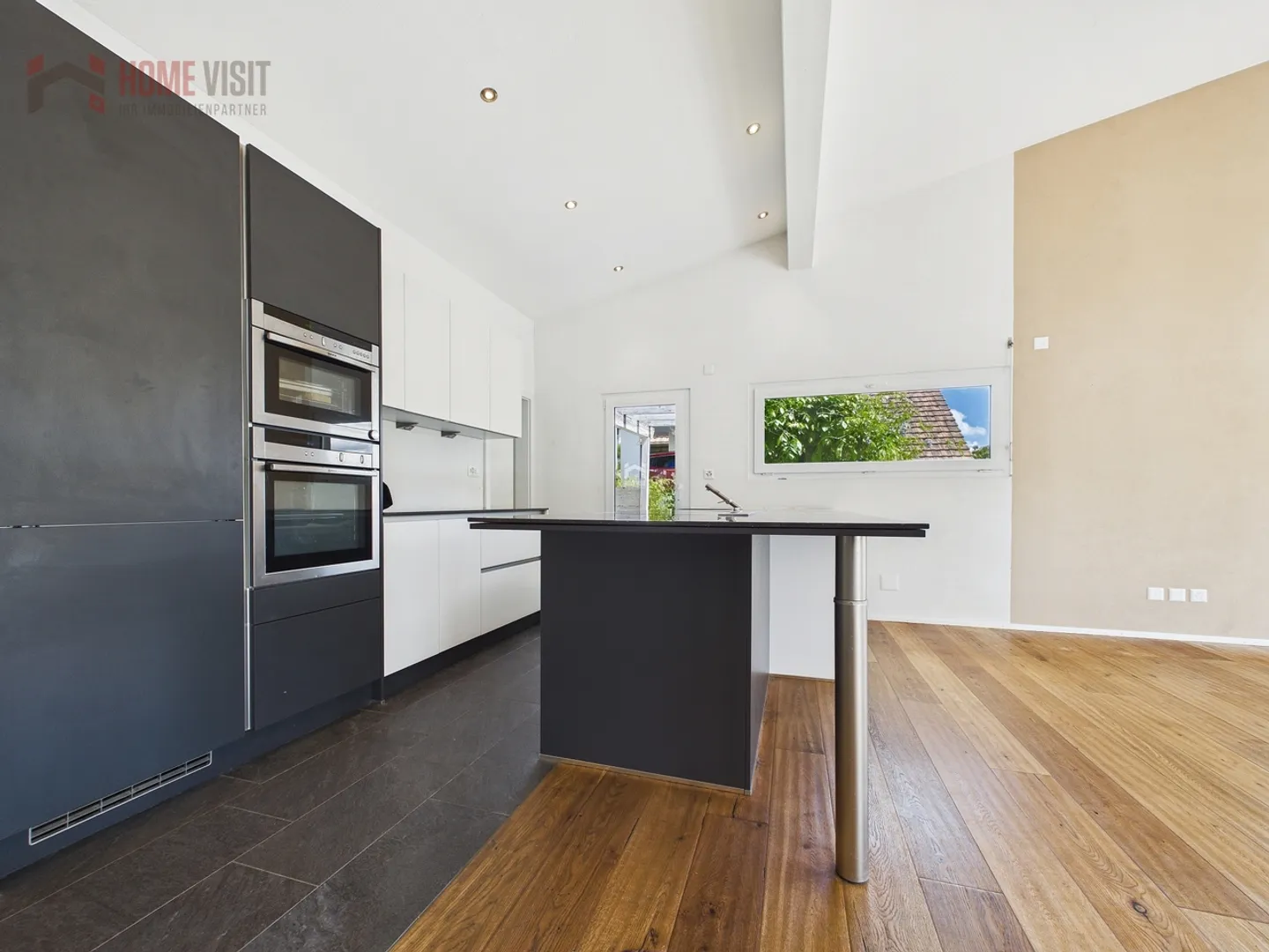 Your new home: peace, sun & unobstructed views - Photo 4 of 22