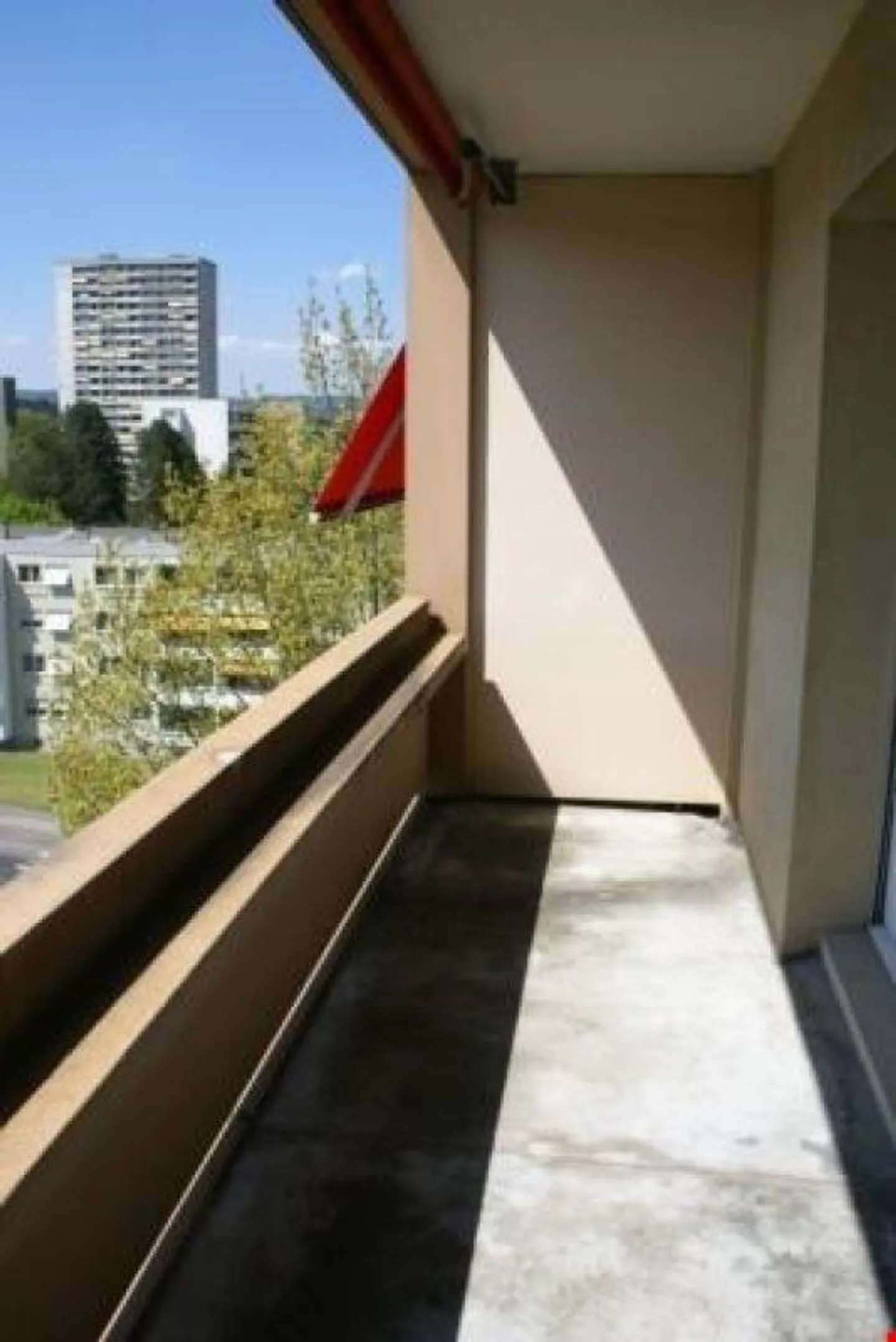 Charmantes Studio mit Grossem Balkon - Foto 5 von 9