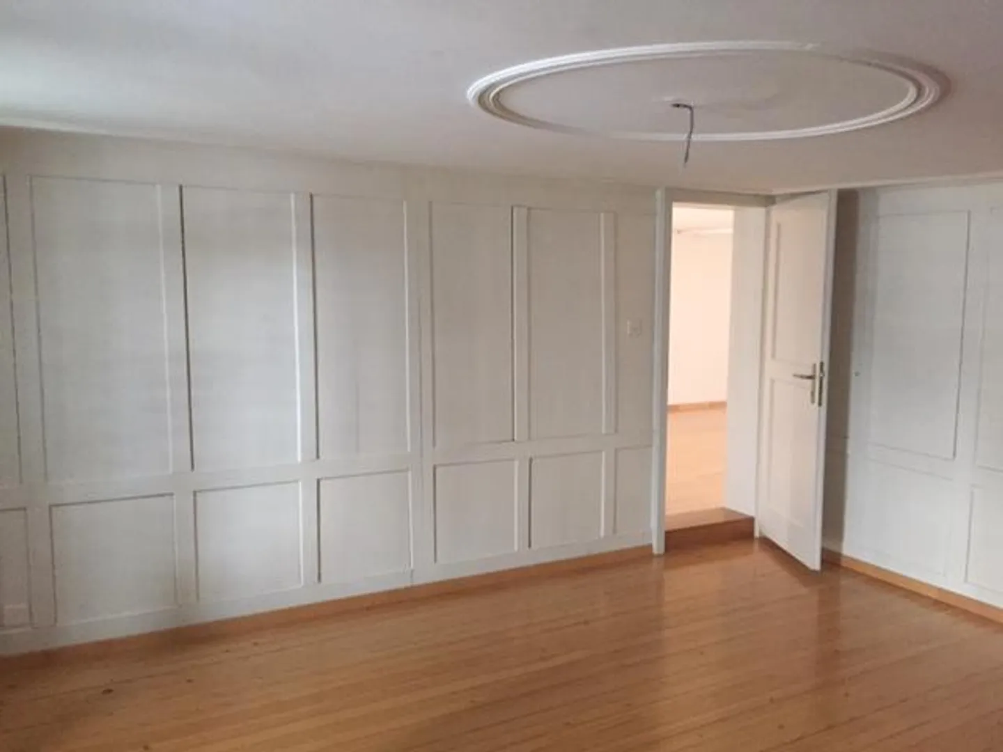 Appartement de 3 1/2 pièces dans un immeuble ancien pour les amateurs - Photo 4 sur 8