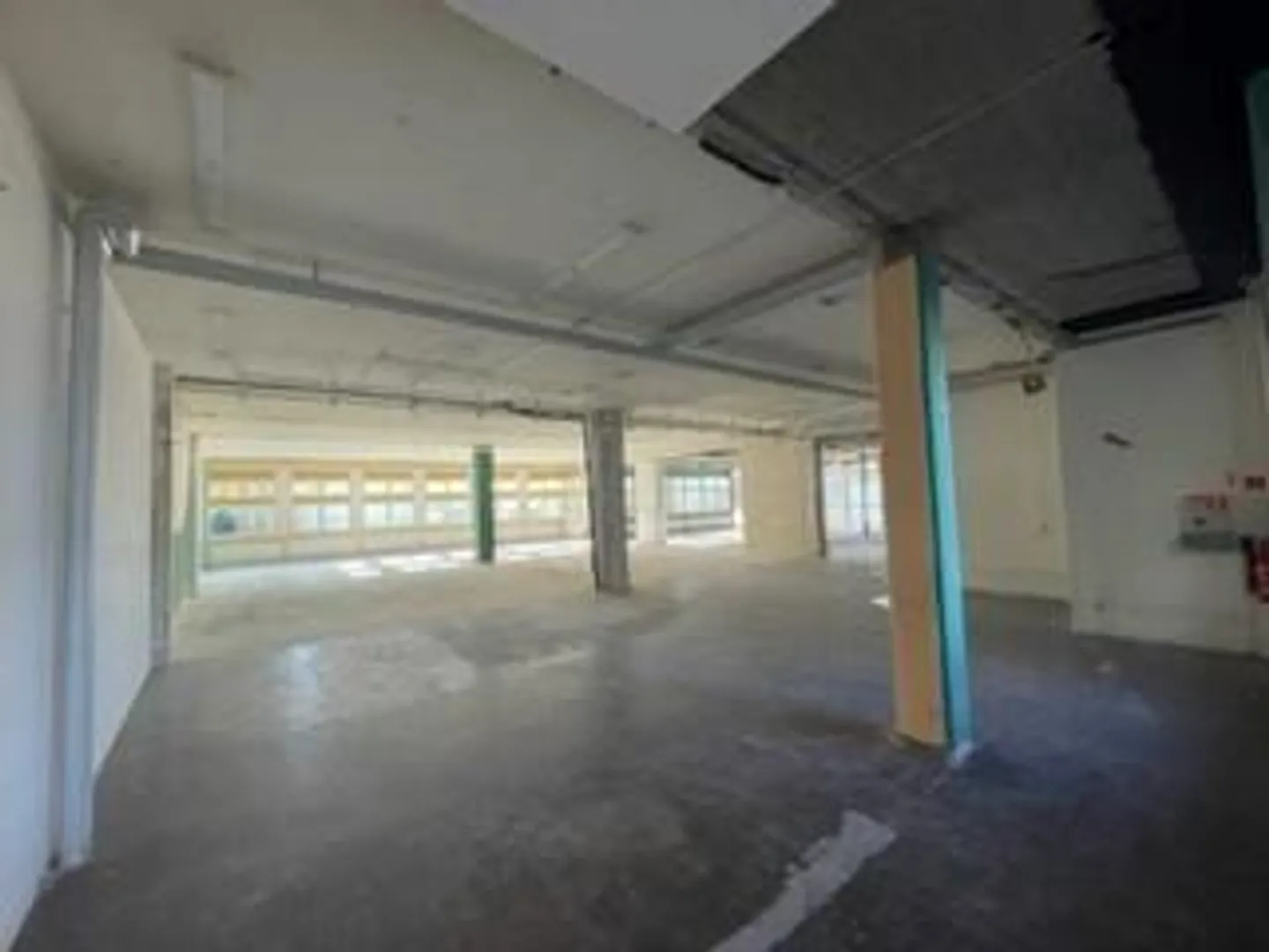 Emplacement parfait pour des affaires réussies - Photo 2 sur 5