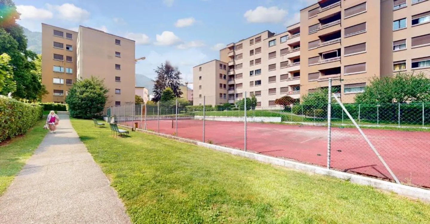 Eine Ecke der Ruhe zwischen Bergen und Stadt - Foto 1 von 9