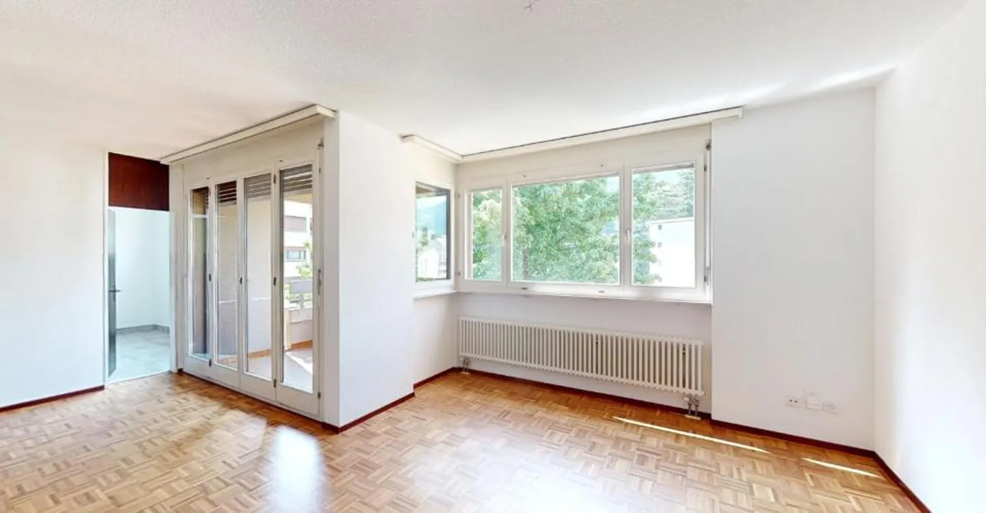 Eine Ecke der Ruhe zwischen Bergen und Stadt - Foto 2 von 9