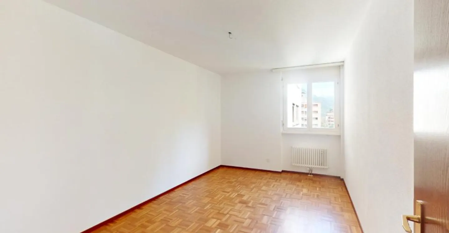 Eine Ecke der Ruhe zwischen Bergen und Stadt - Foto 7 von 9