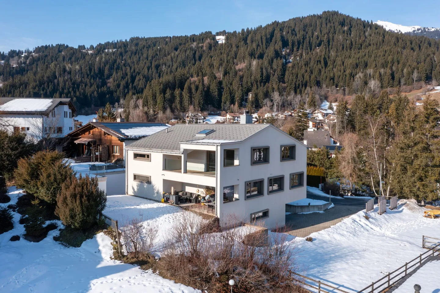 Casa bifamiliare in vendita a Laax - Foto 1 di 8