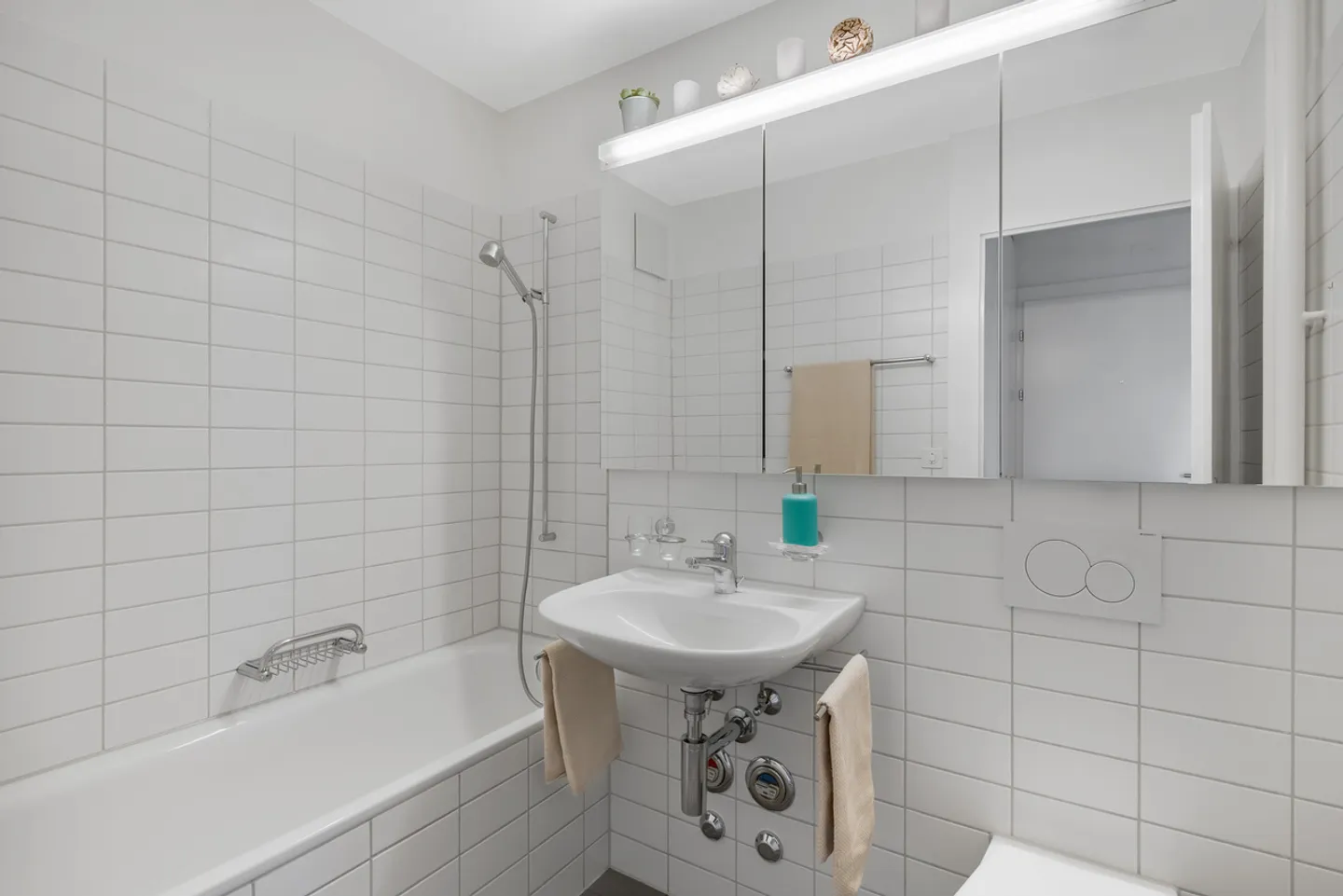 Charmante Wohnung in Grüner Umgebung - Foto 7 von 8