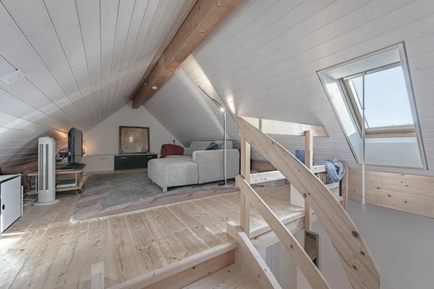 Beaucoup d'espace pour toute la famille - Maison de ville de 5,5 pièces à Zwillikon - Photo 7 sur 10