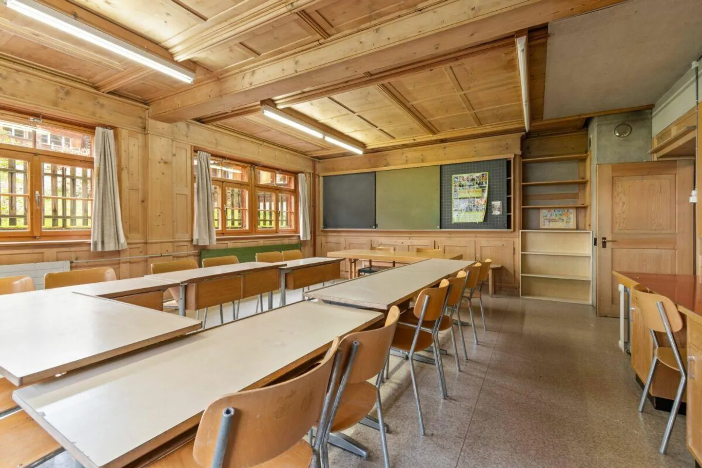 Lover's object old schoolhouse - Photo 8 of 18