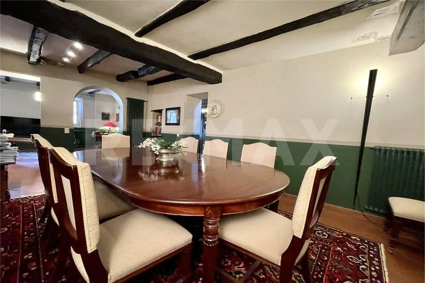 Magnificent unique core house - Photo 10 of 13
