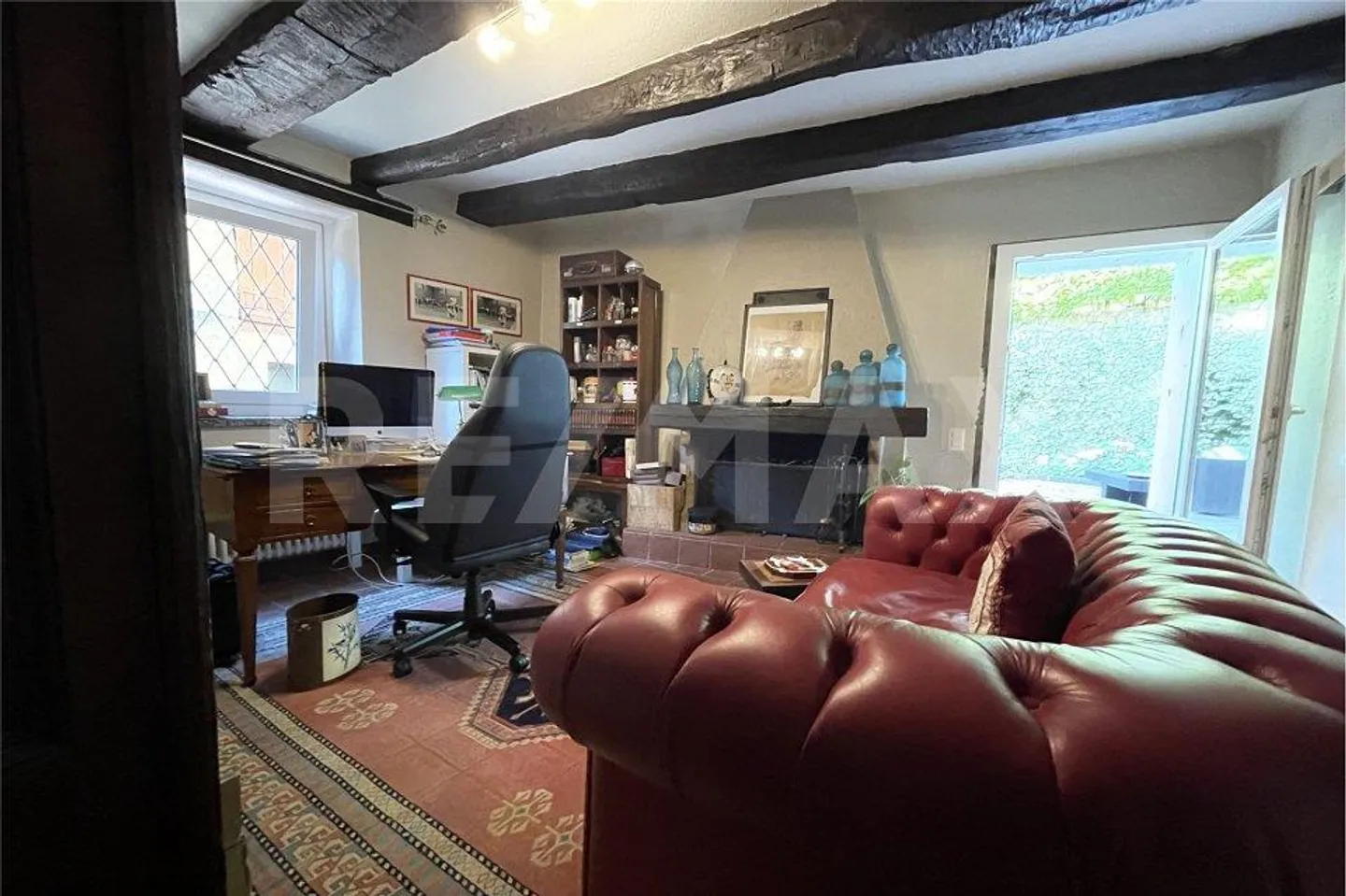 Magnificent unique core house - Photo 12 of 13