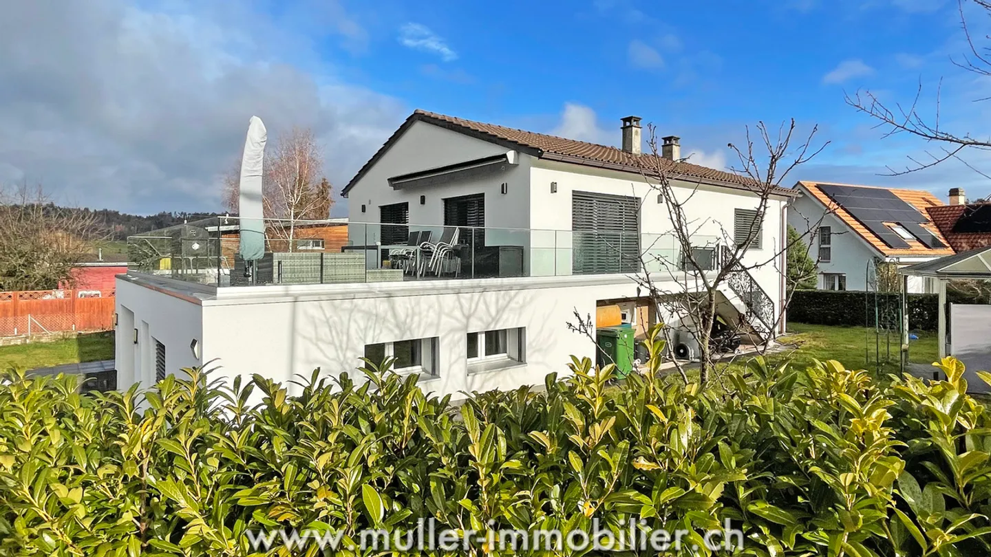 Pretty villa with two apartments in Belfaux - Photo 10 of 13