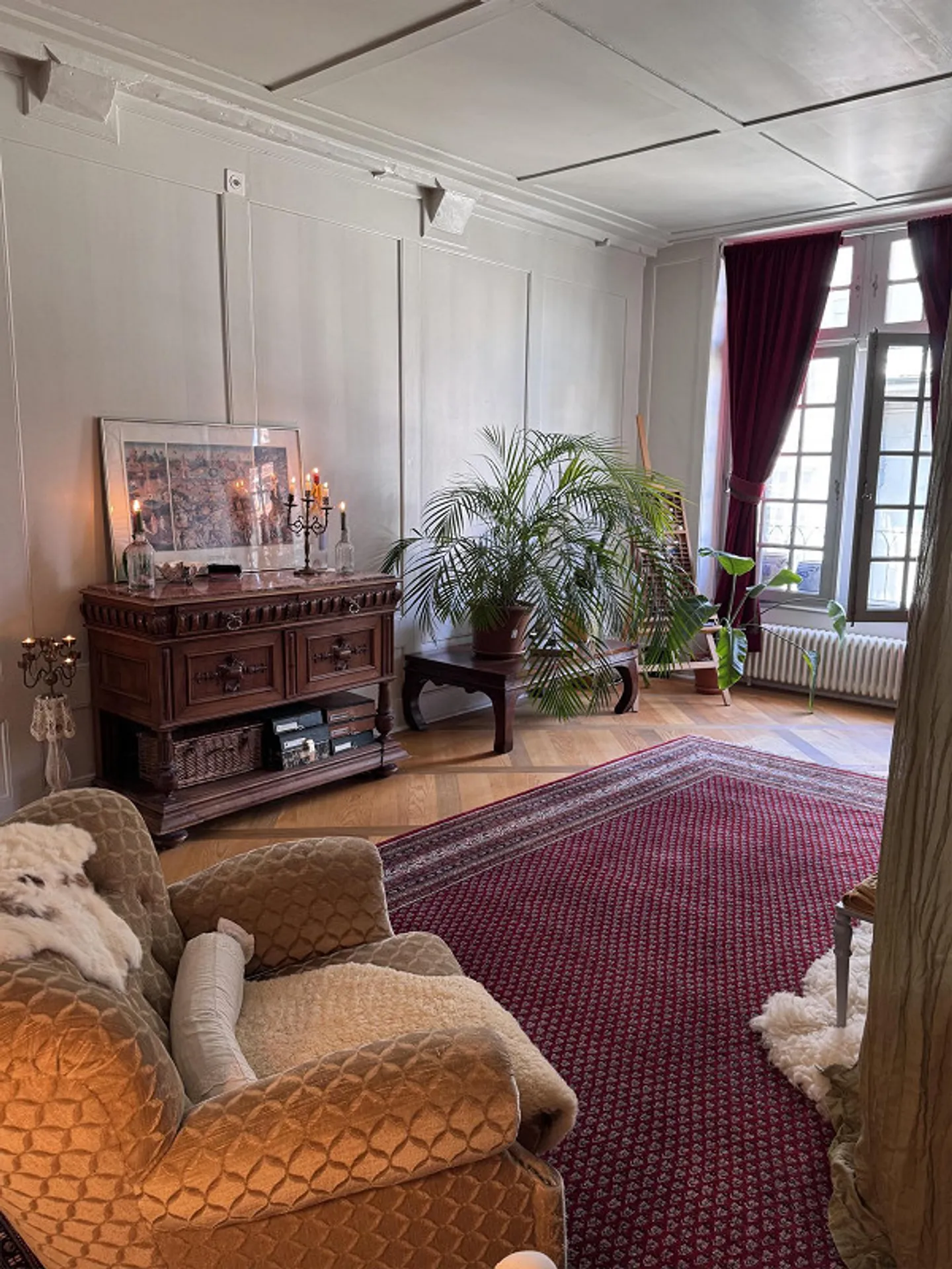 Beautiful bright old building apartment - Photo 4 of 11