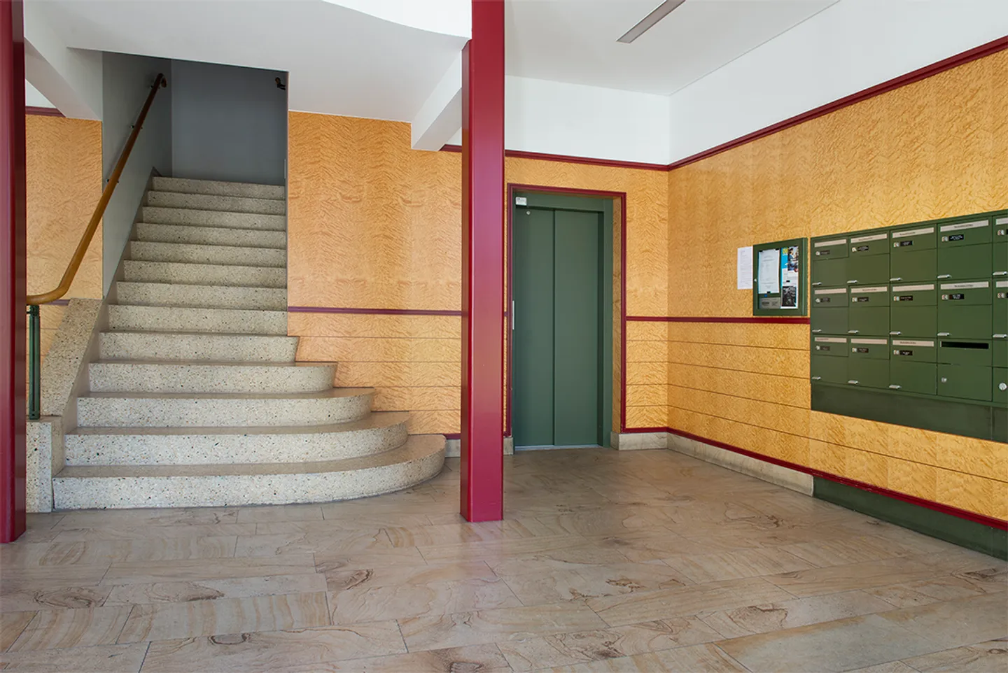 Individual Garage 1 Room - Photo 3 of 5