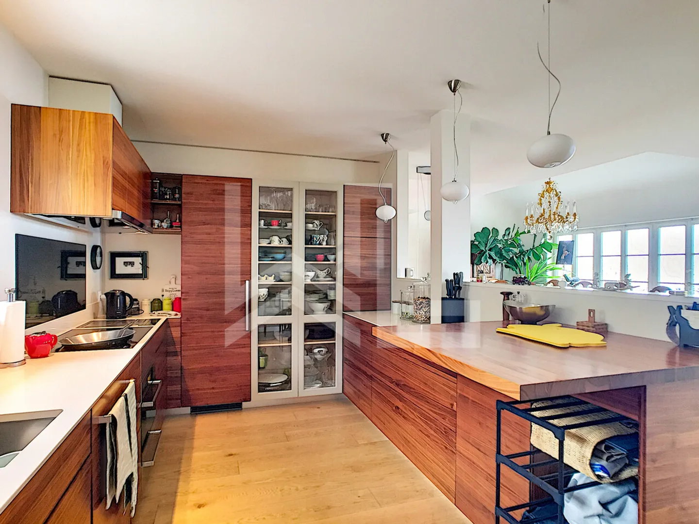 Beautiful contemporary and panoramic view - Photo 5 of 13