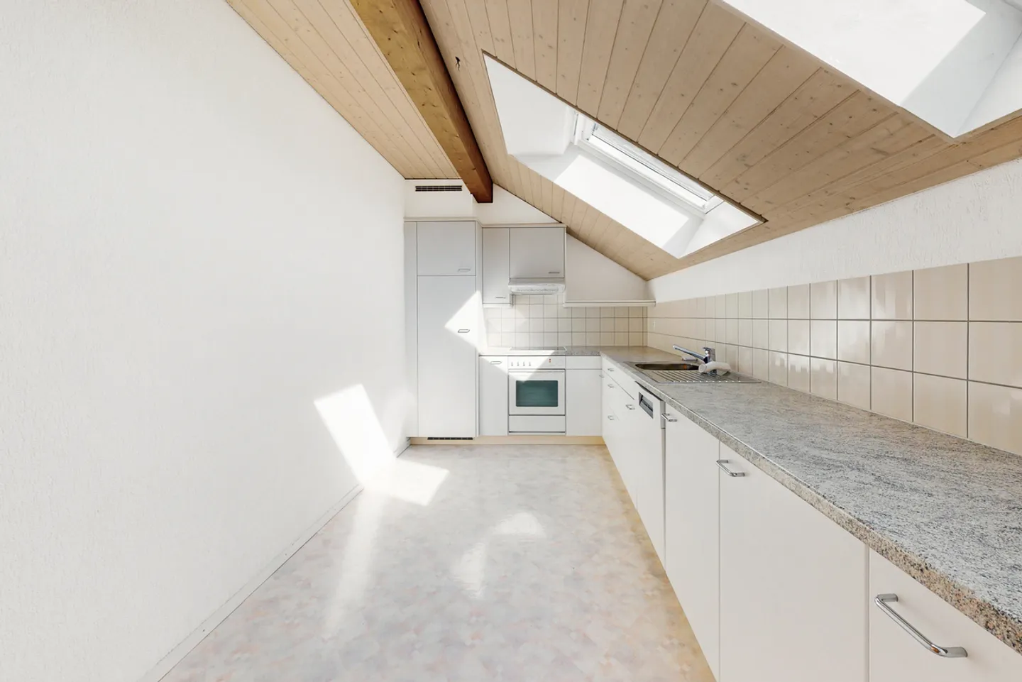 Helle 2.5-Zimmer Wohnung - Foto 6 von 8