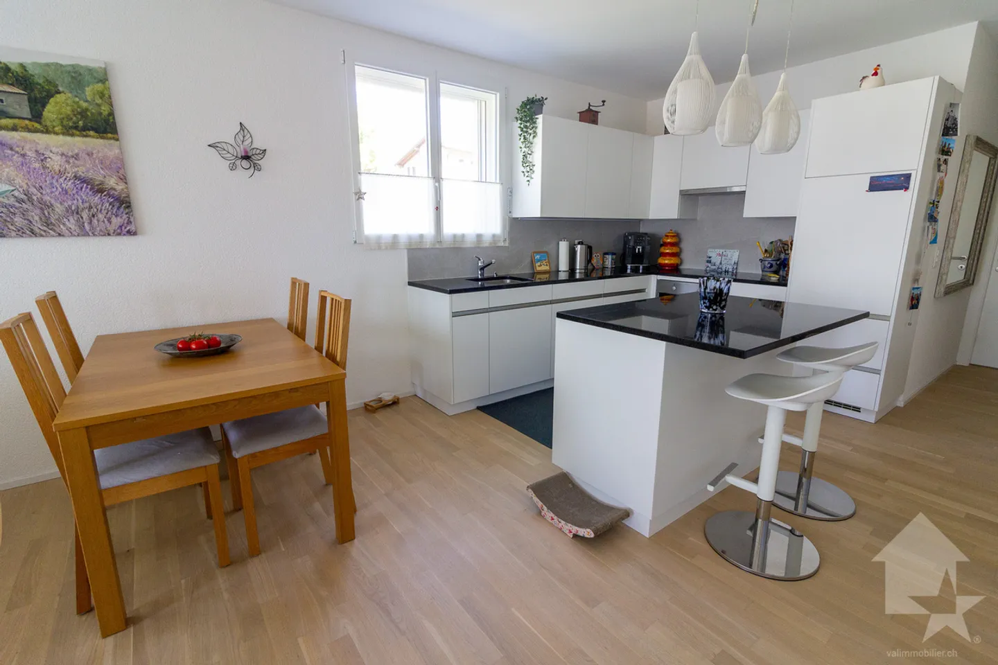 Magnificent 3.5 room quality apartment, with a living area of 90 m2 - Photo 3 of 13