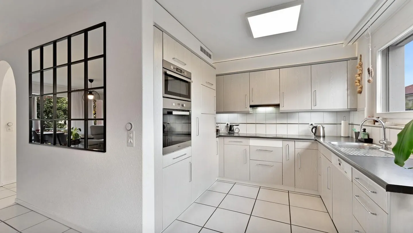Finalmente proprietà spazioso appartamento di 4.5 stanze a Menziken - Foto 10 di 13