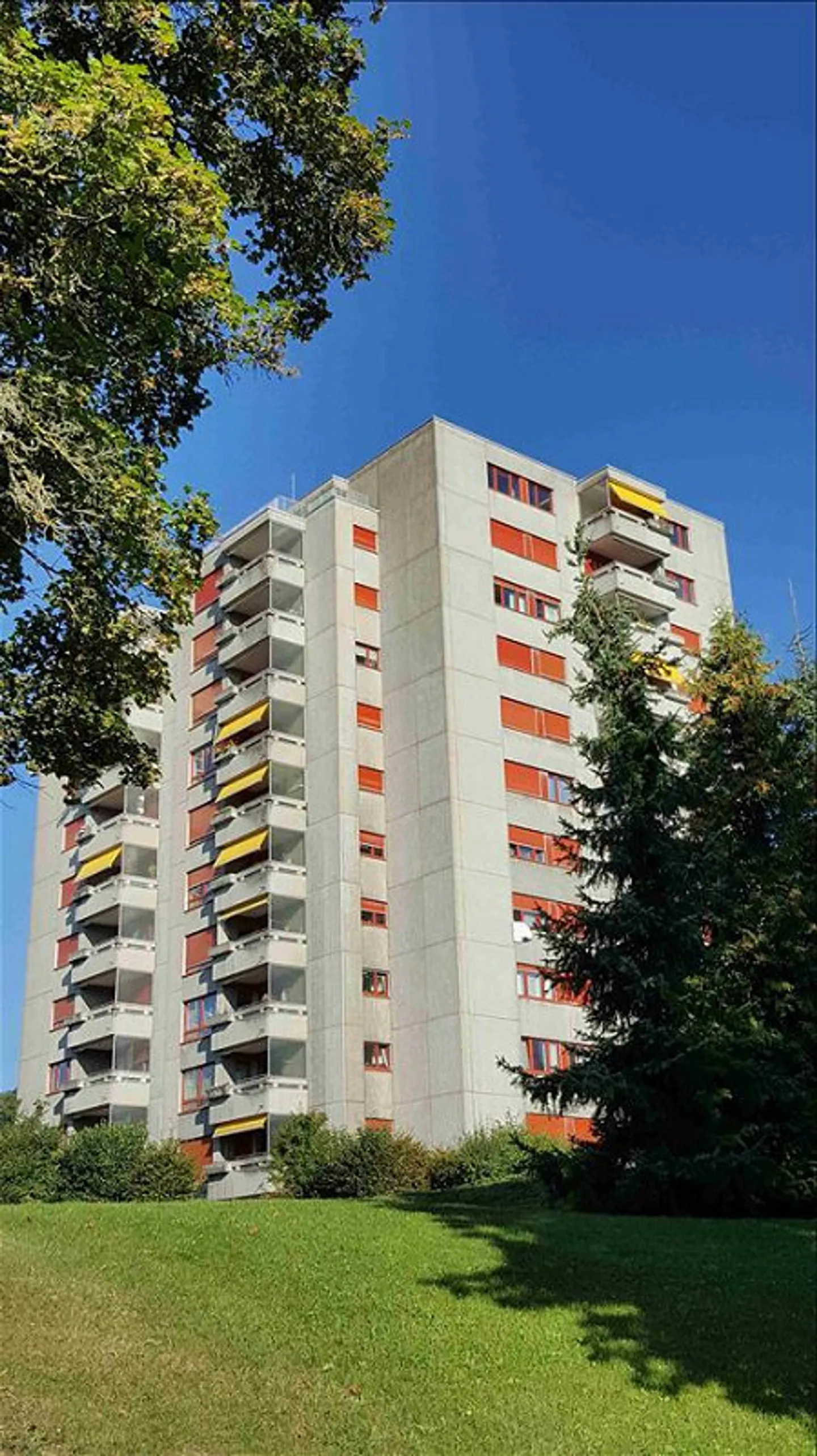 Grosszügige, moderne 2.5 Zimmer-Wohnung "Mieten ohne Kaution" - Foto 1 von 9