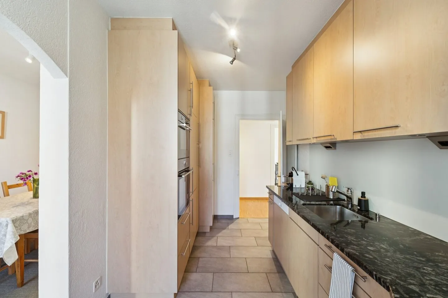 Modern Apartment in Kleinbasel - Photo 9 of 13