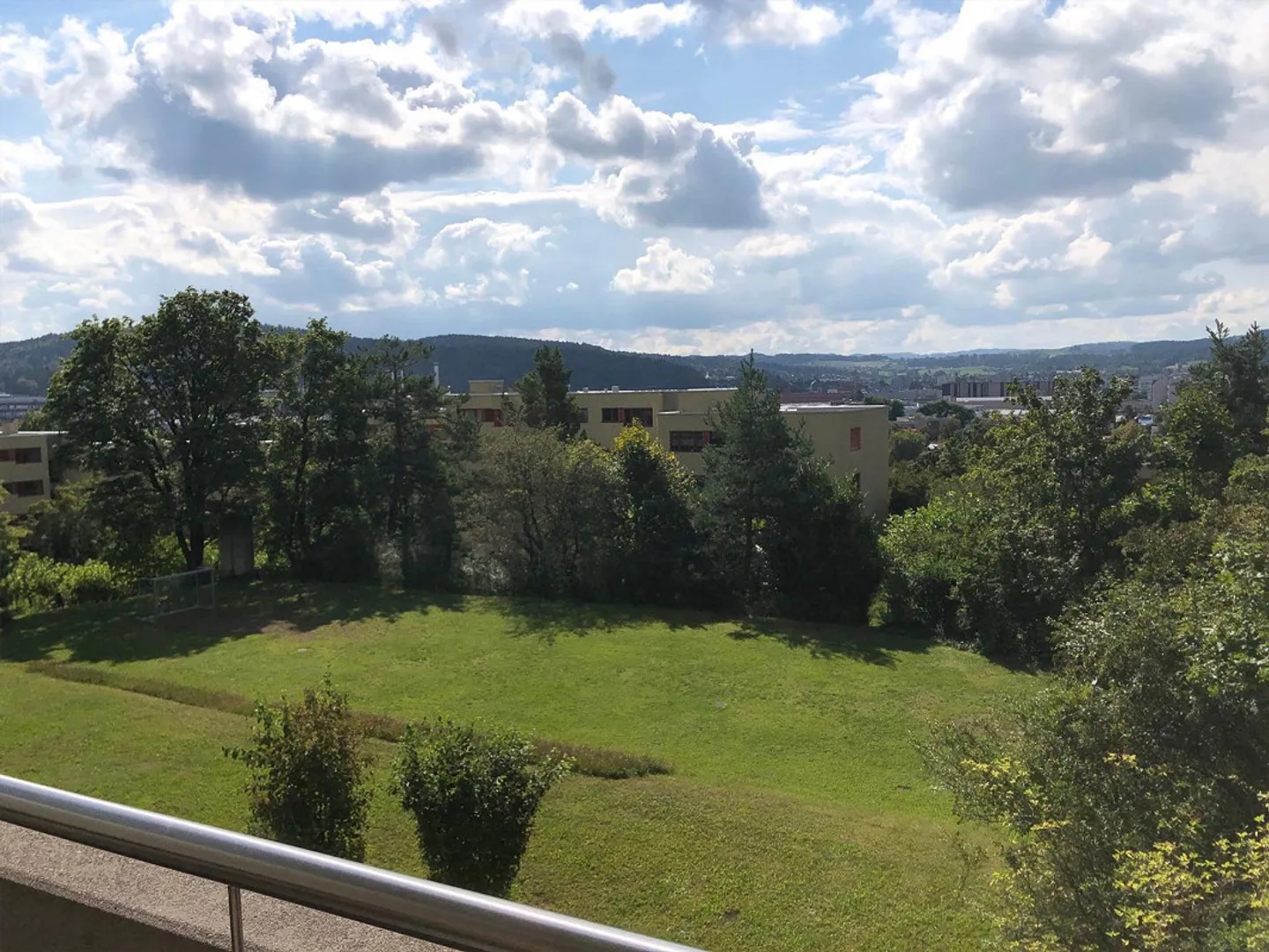 Grosszügige, moderne 2.5 Zimmer-Wohnung "Mieten ohne Kaution" - Foto 8 von 9