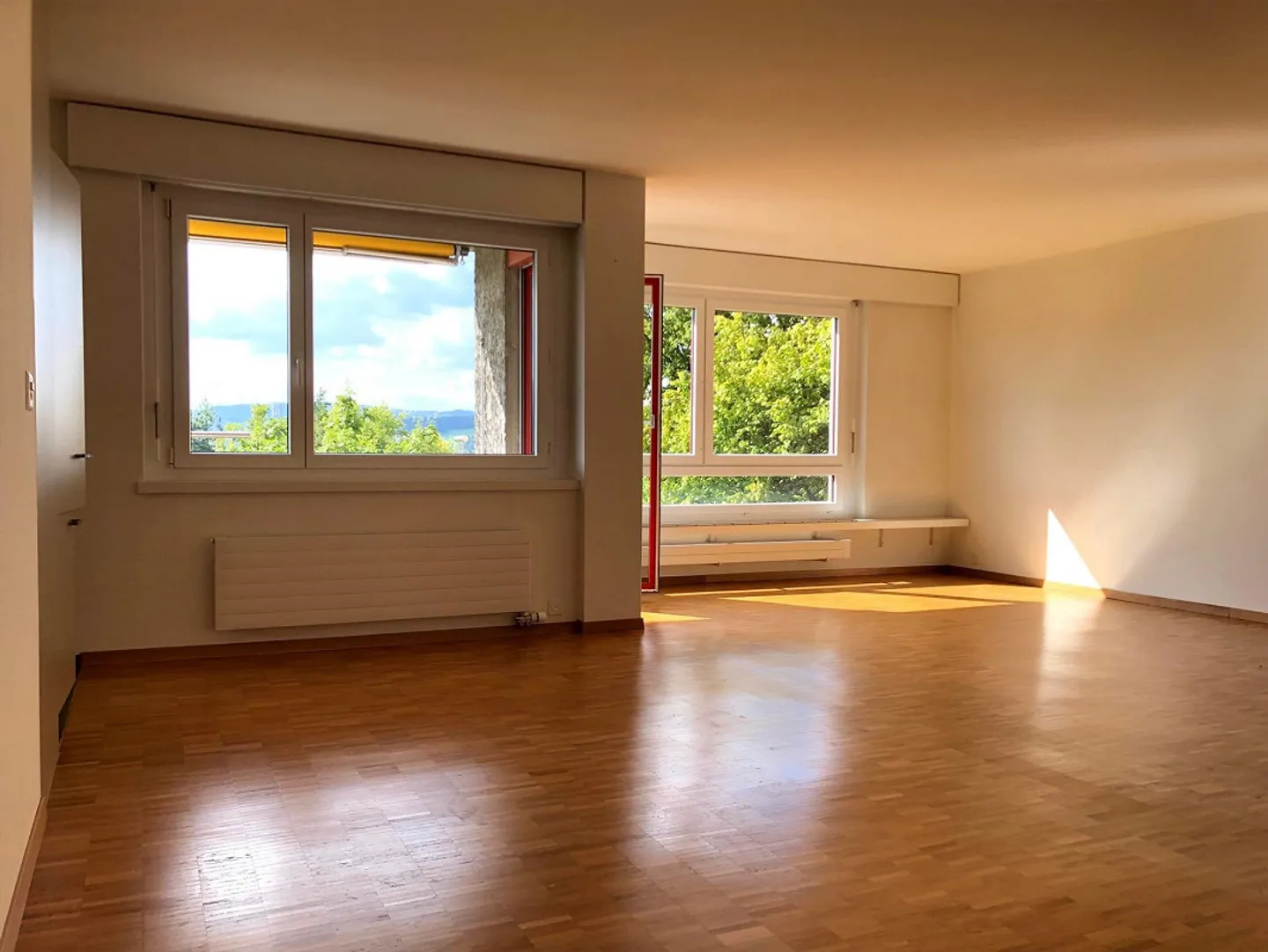 Grosszügige, moderne 2.5 Zimmer-Wohnung "Mieten ohne Kaution" - Foto 3 von 9