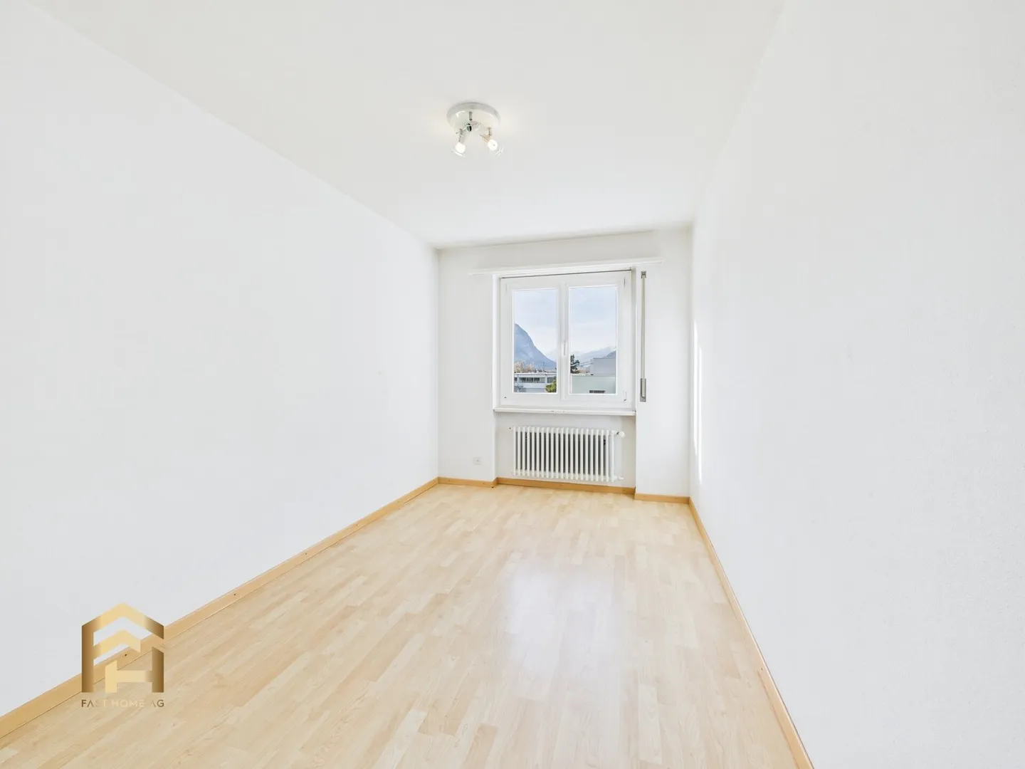 Appartement lumineux de 4,5 pièces avec grand balcon et vue imprenable sur les montagnes - Photo 7 sur 13